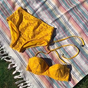 Kate Spade New York ♠️ yellow embroidered bikini
